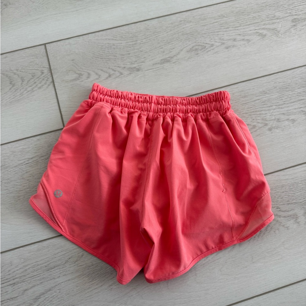 Lululemon Hotty Hot 4โ Shorts Raspberry Cream - Picture 5 of 7